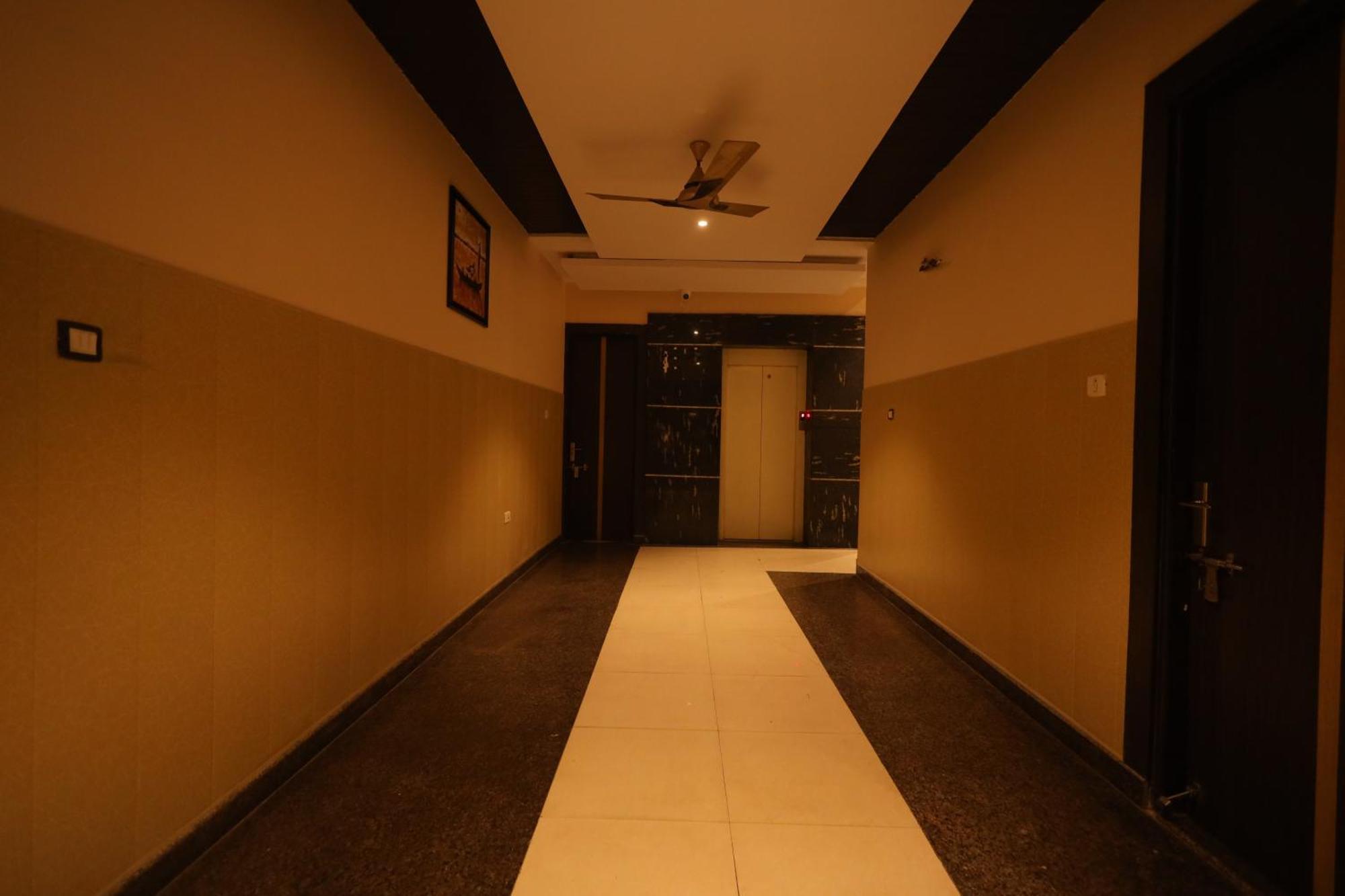 Hotel Bhagyaraj Palace A Luxury Hotel Keshavpuram カーンプル エクステリア 写真