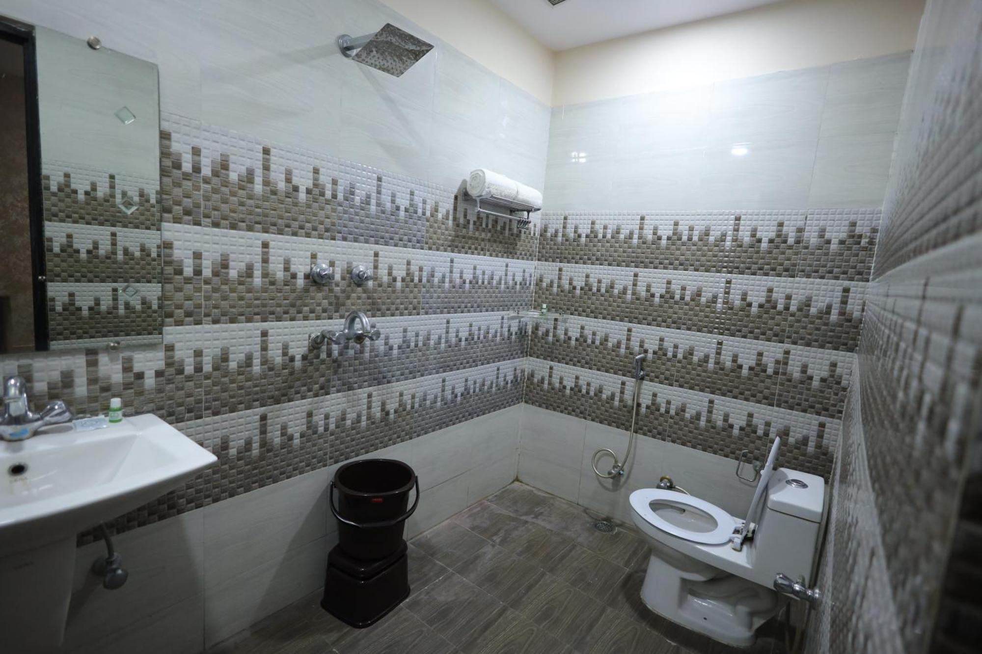 Hotel Bhagyaraj Palace A Luxury Hotel Keshavpuram カーンプル エクステリア 写真