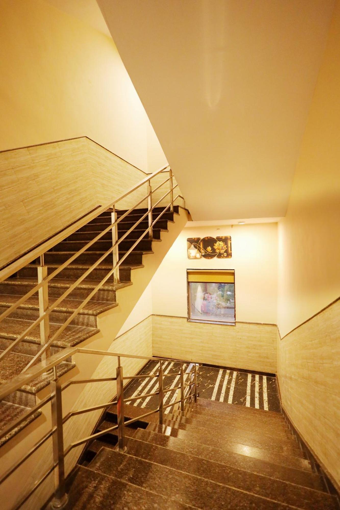 Hotel Bhagyaraj Palace A Luxury Hotel Keshavpuram カーンプル エクステリア 写真